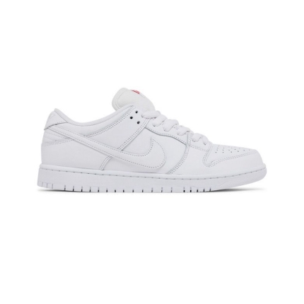 Dunk Low Pro SB ‘Triple White’